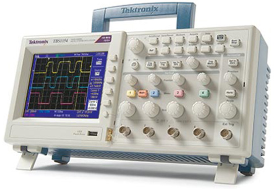 女人张开腿让男人添