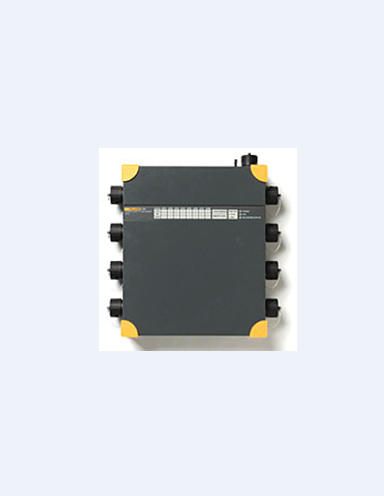 女人张开腿让男人添