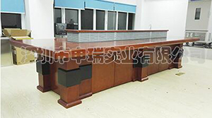 女人张开腿让男人添