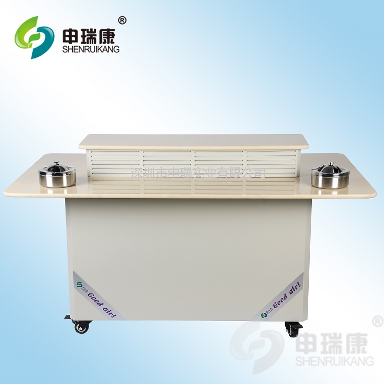 女人张开腿让男人添