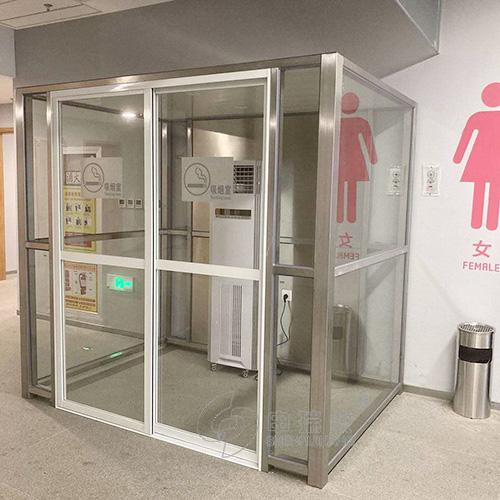 女人张开腿让男人添