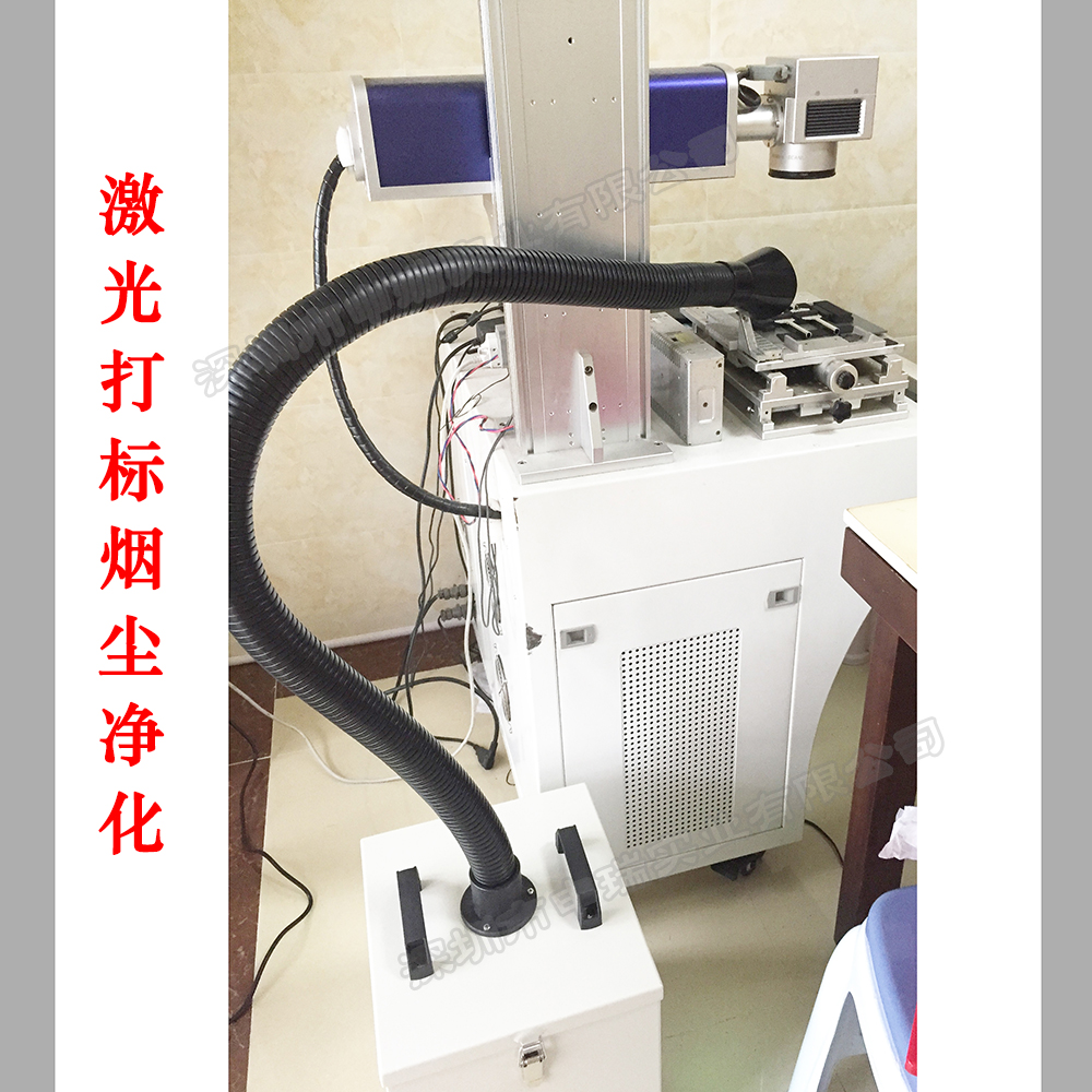 女人张开腿让男人添